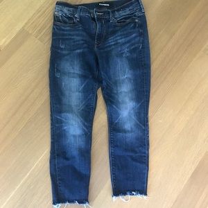 Express Capris Size 4 women’s